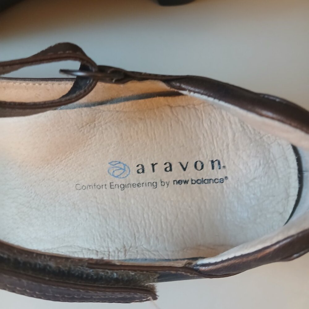 ARAVON by New Balance brown leather shoes Size 9B - Picture 6 of 8